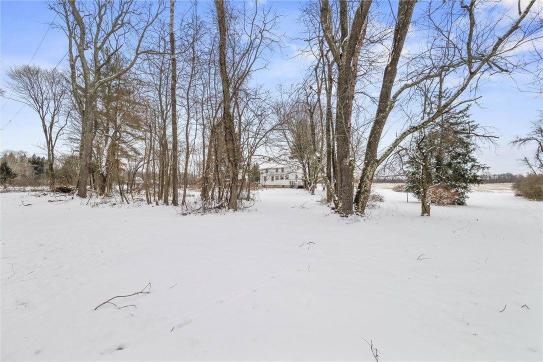 147 Fredonia Hadley Rd, Fairview Township, PA 16124