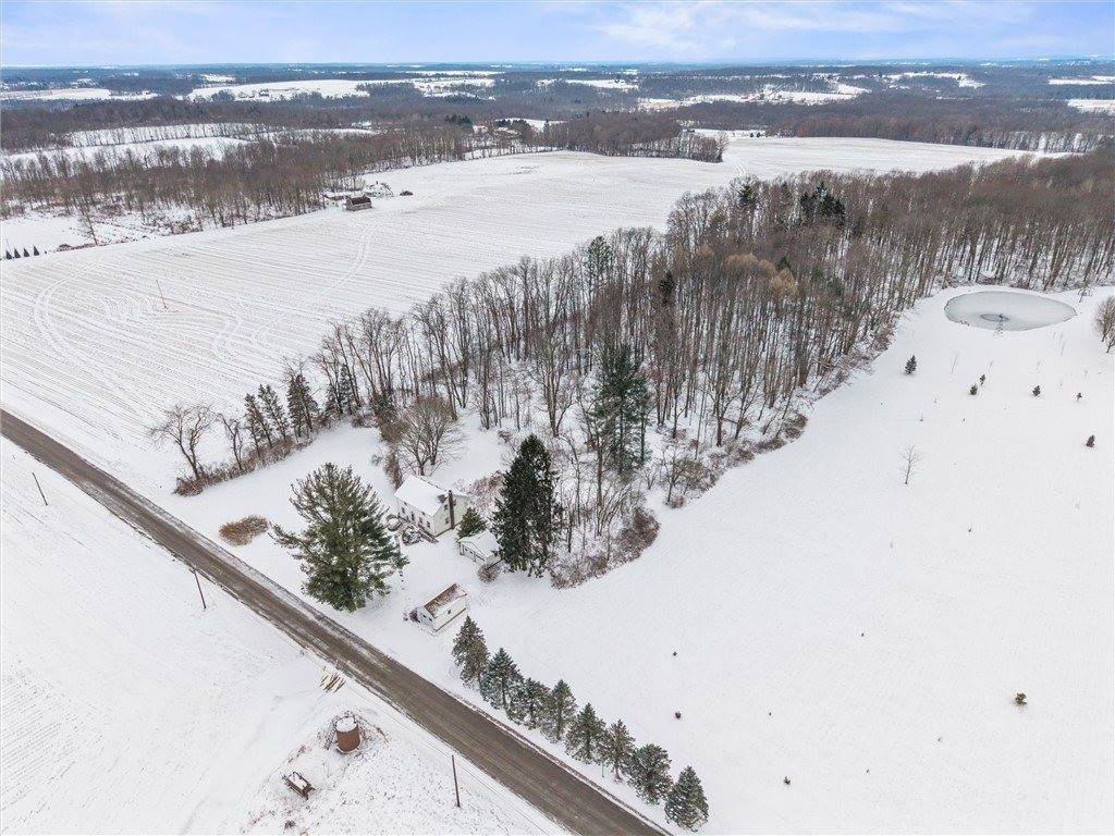 147 Fredonia Hadley Rd, Fairview Township, PA 16124