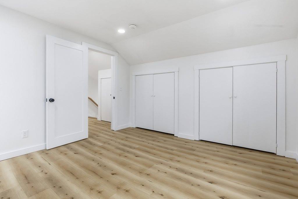 42 Oakdale Rd, Canton, MA 02021