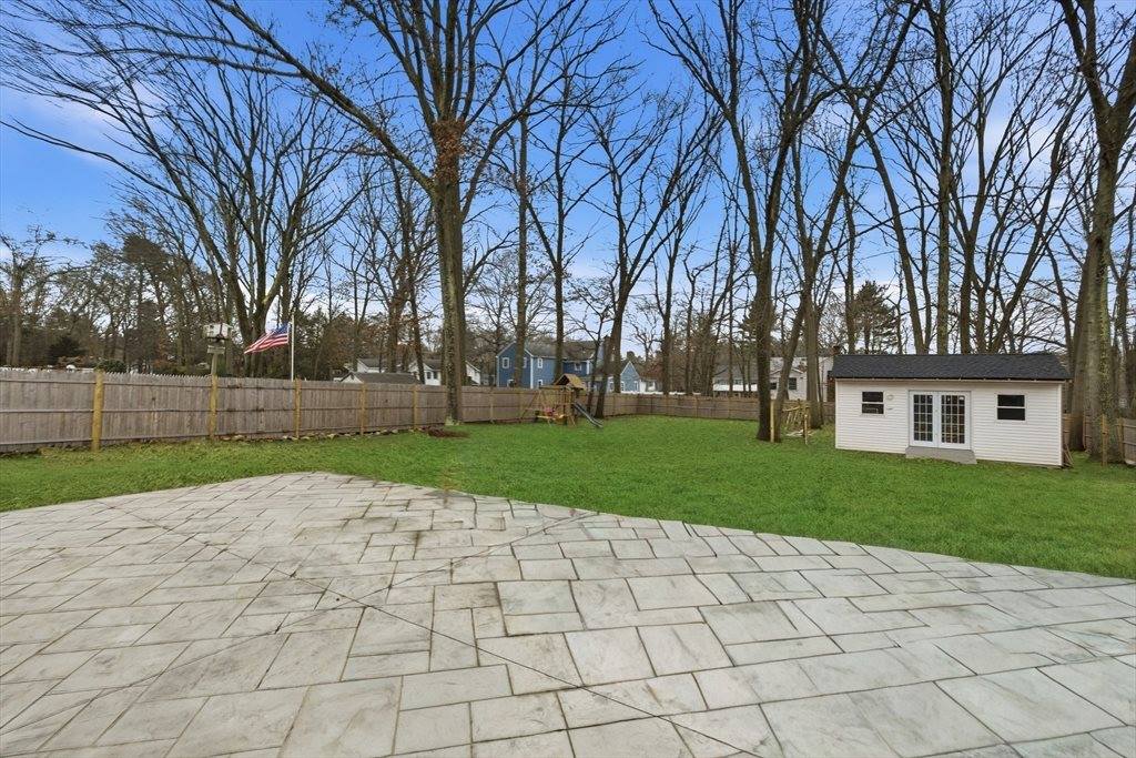 42 Oakdale Rd, Canton, MA 02021