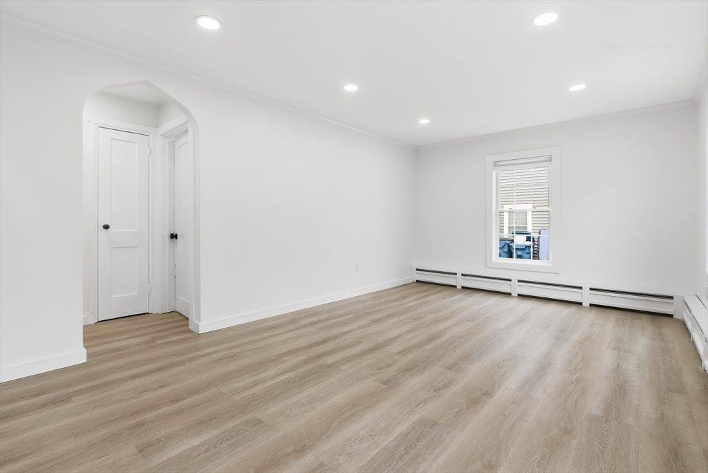 42 Oakdale Rd, Canton, MA 02021