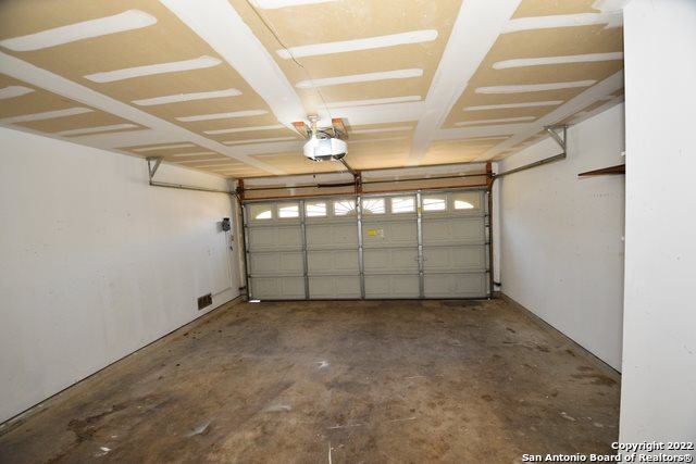 4854 Limestone Well, San Antonio, TX 78247