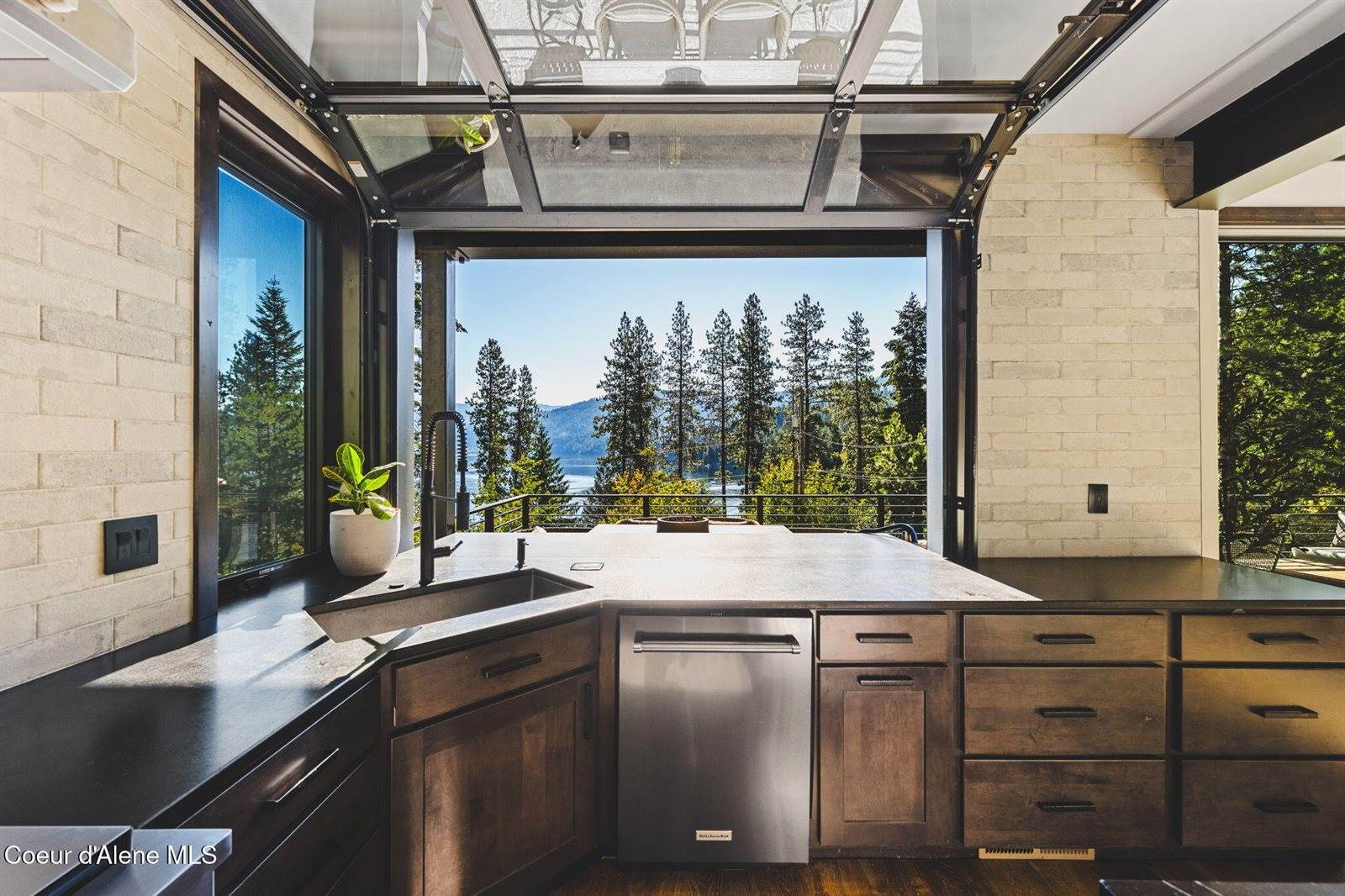 5714 East Hayden Lake Rd, Hayden, ID 83835