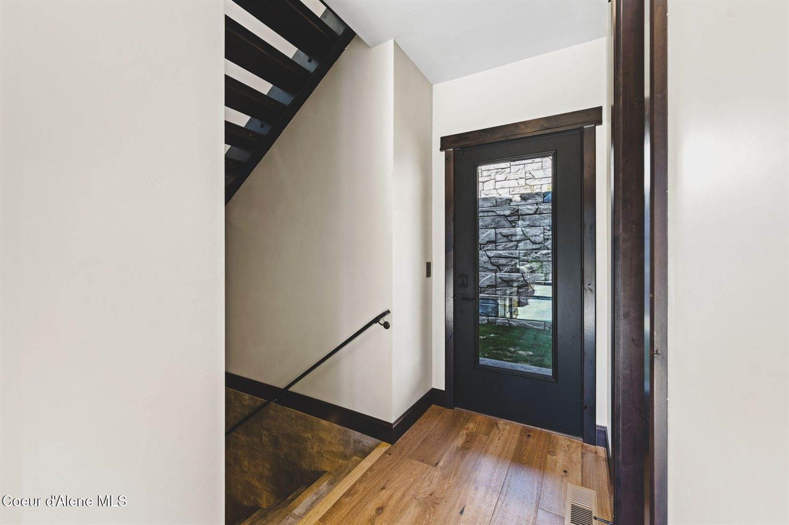 5714 East Hayden Lake Rd, Hayden, ID 83835