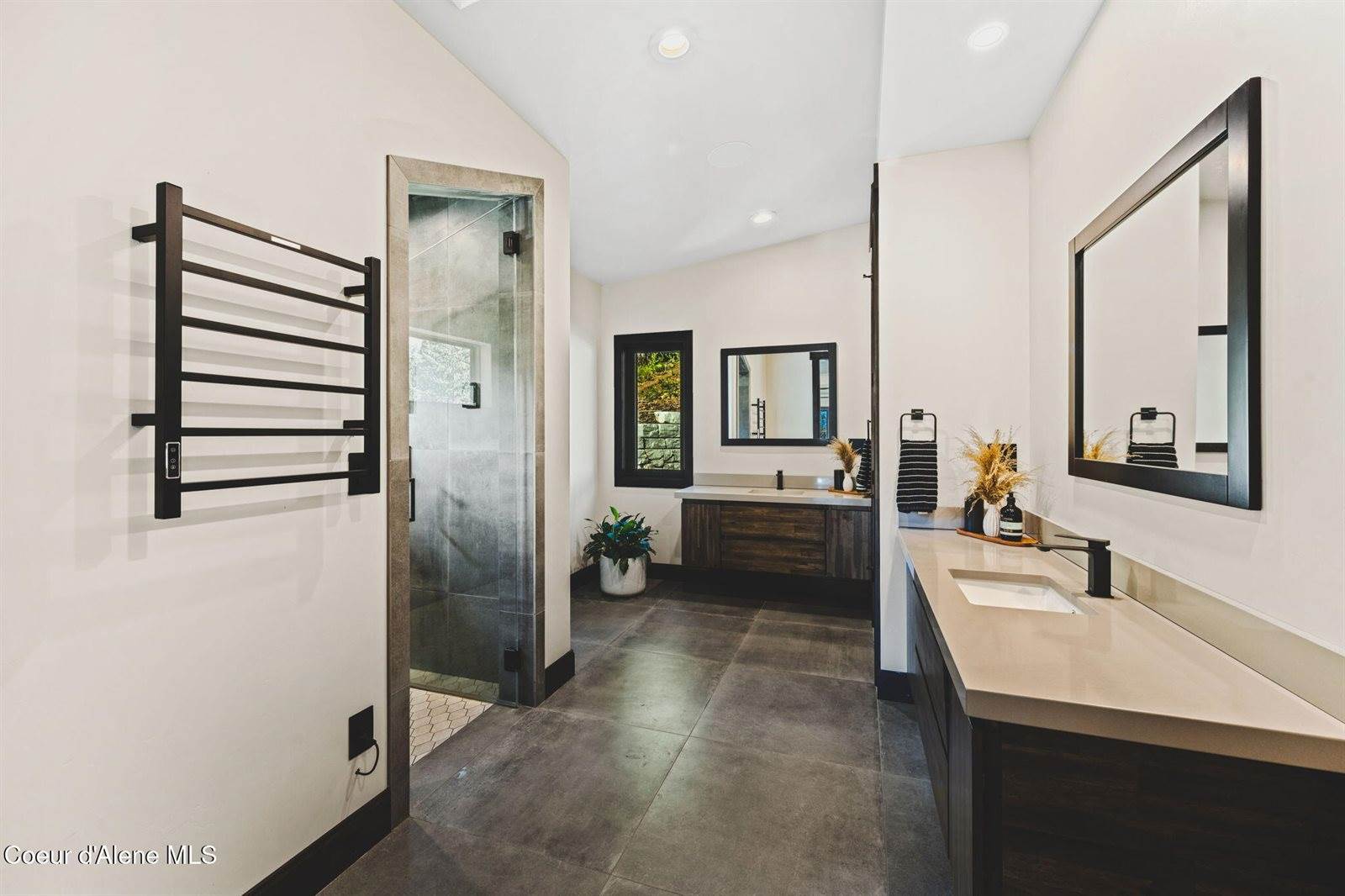 5714 East Hayden Lake Rd, Hayden, ID 83835