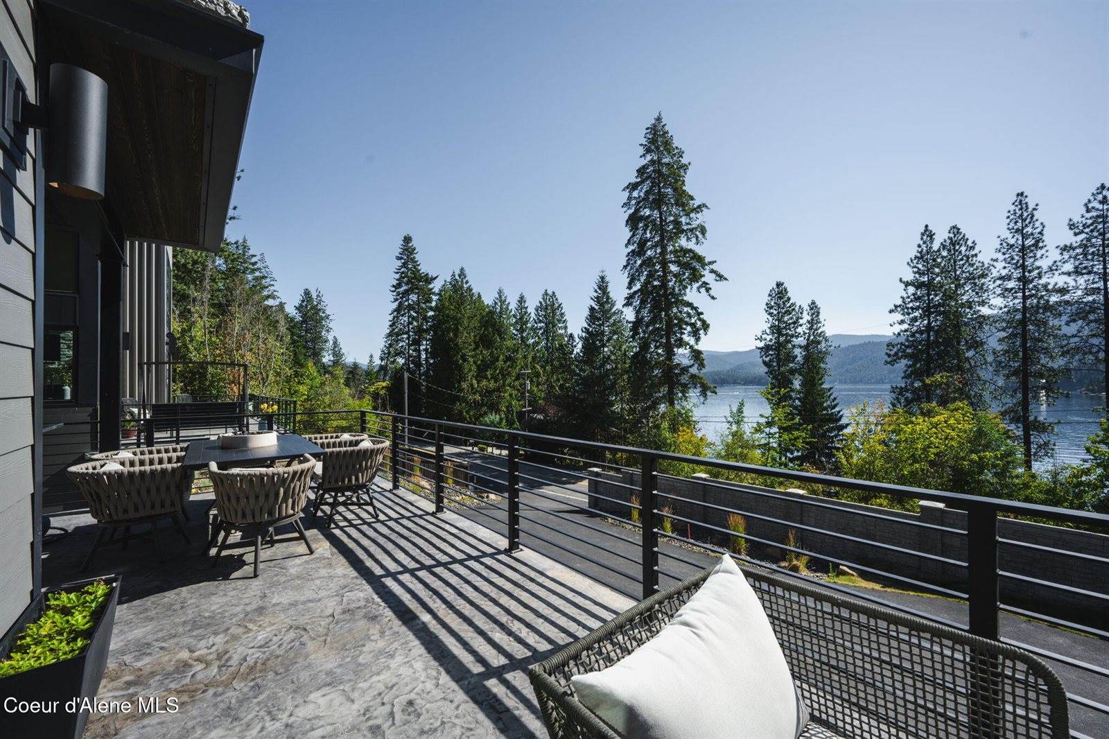 5714 East Hayden Lake Rd, Hayden, ID 83835