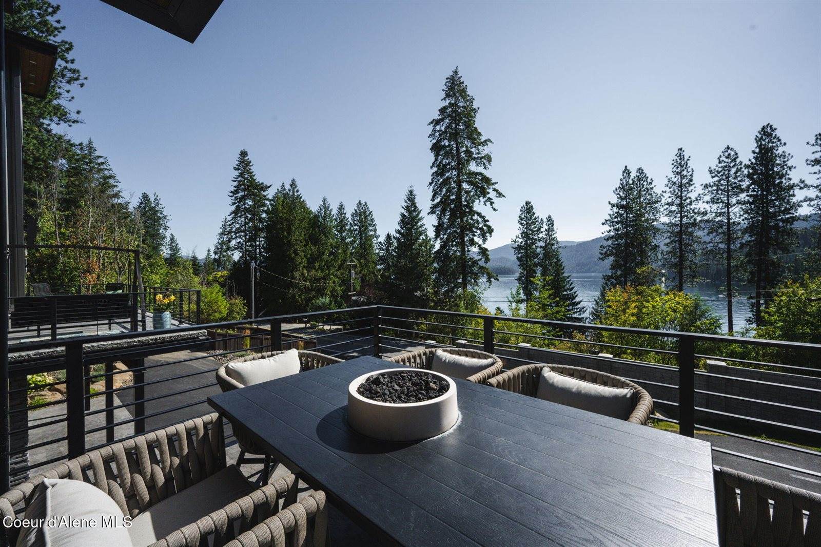 5714 East Hayden Lake Rd, Hayden, ID 83835