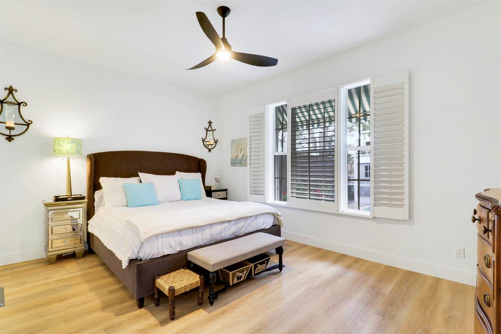 387 Kelsey Park Drive, Palm Beach Gardens, FL 33410