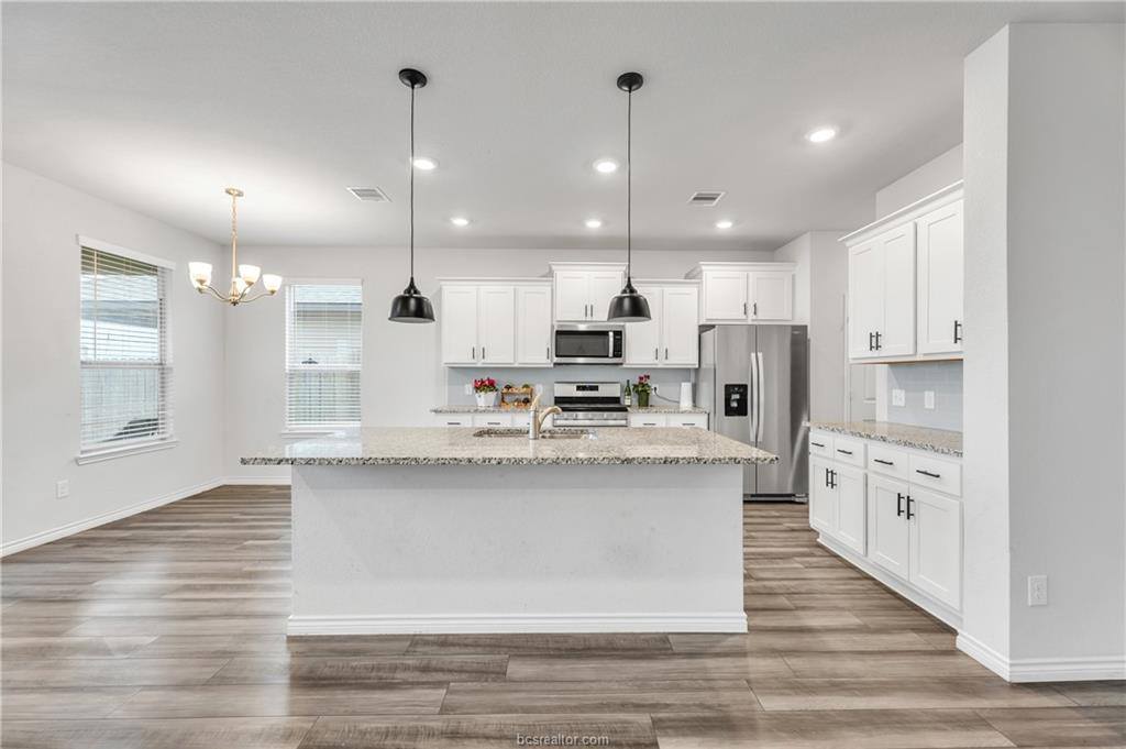 6220 Darlington Avenue, College Station, TX 77845