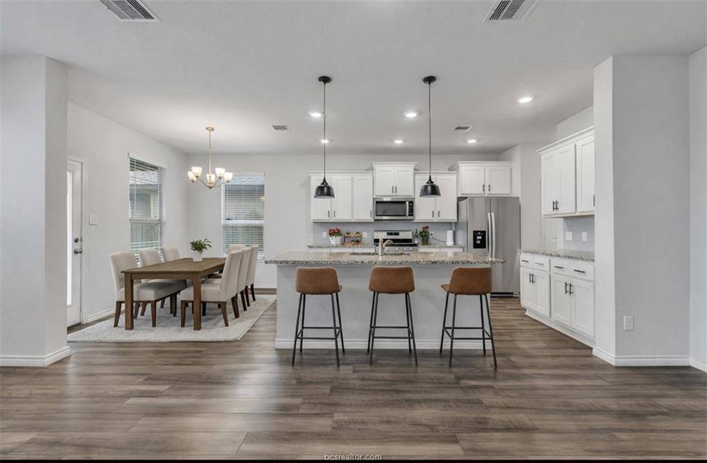 6220 Darlington Avenue, College Station, TX 77845