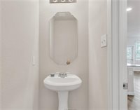 4700 Nopalitos Way, Bryan, TX 77807