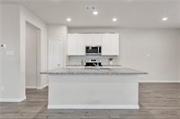 4700 Nopalitos Way, Bryan, TX 77807