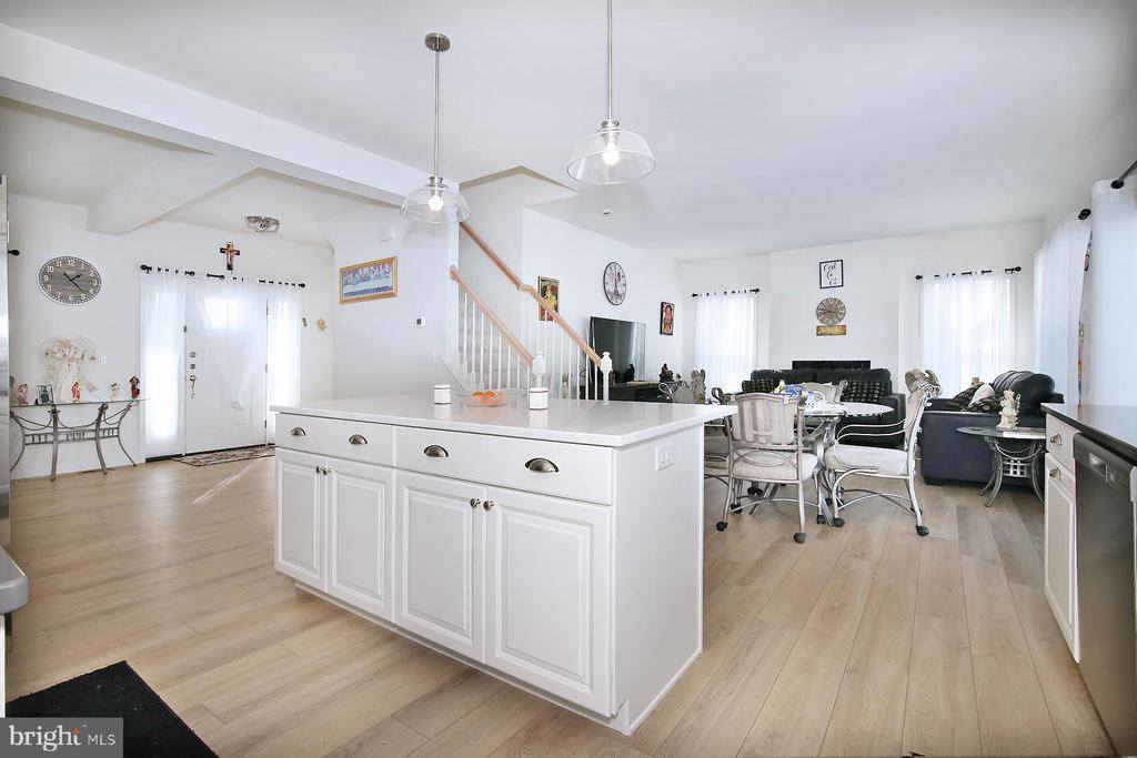 216 Copper Ridge Drive, Newmanstown, PA 17073