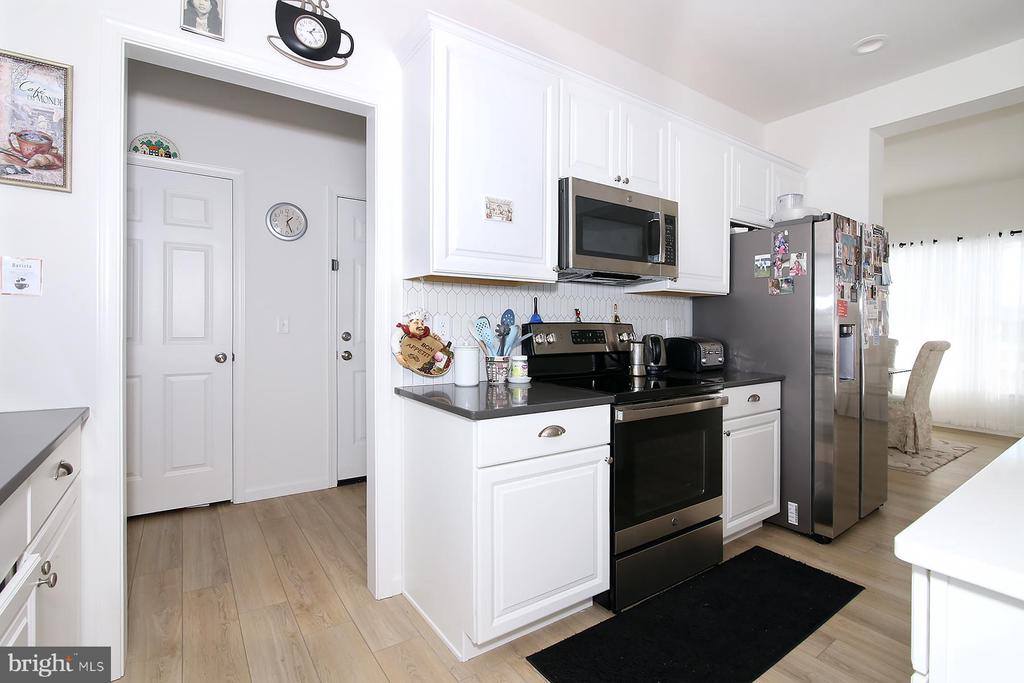 216 Copper Ridge Drive, Newmanstown, PA 17073