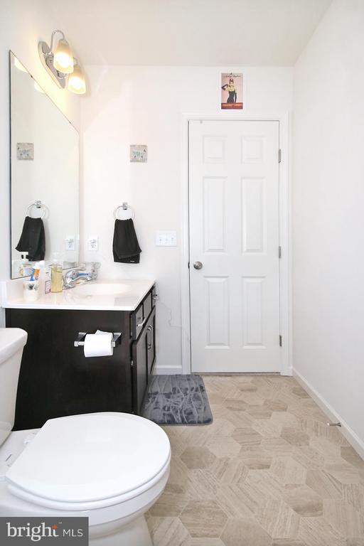 216 Copper Ridge Drive, Newmanstown, PA 17073