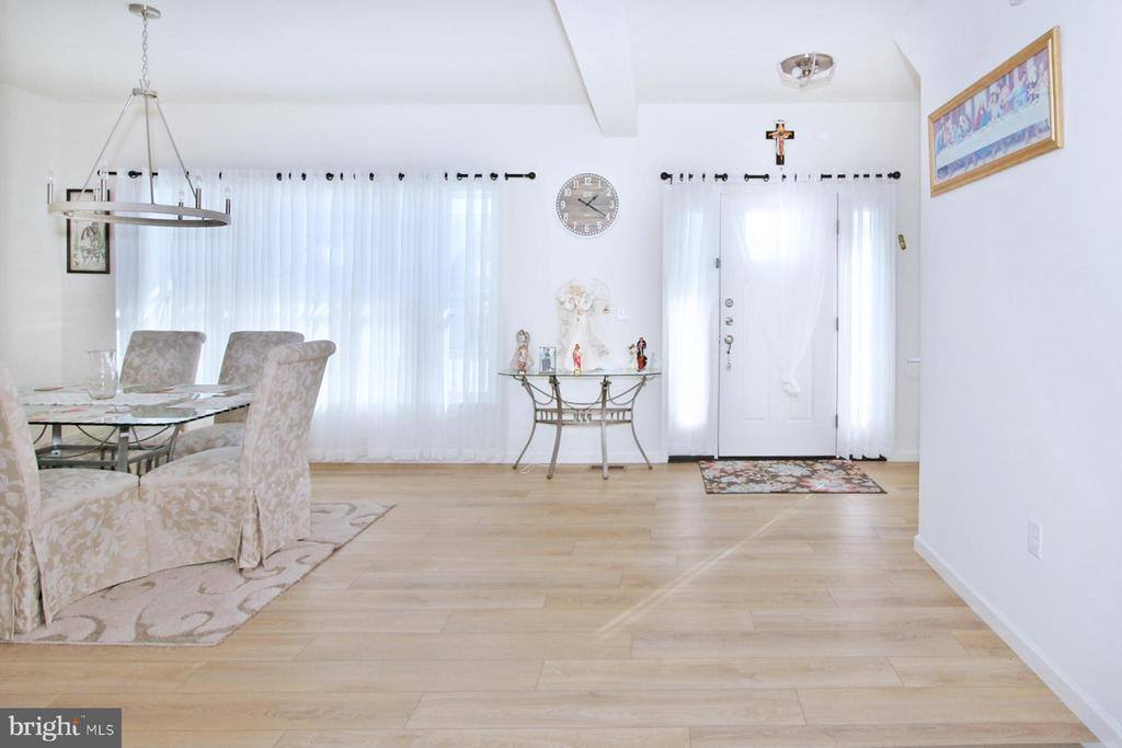 216 Copper Ridge Drive, Newmanstown, PA 17073