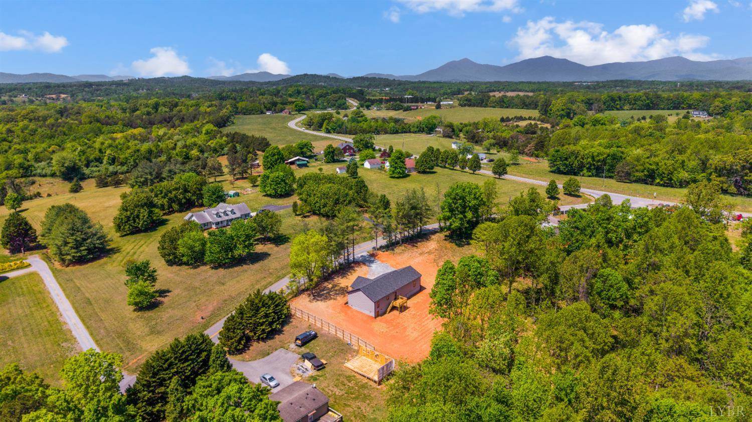 1094 Skinnell Mill Road, Bedford, VA 24523