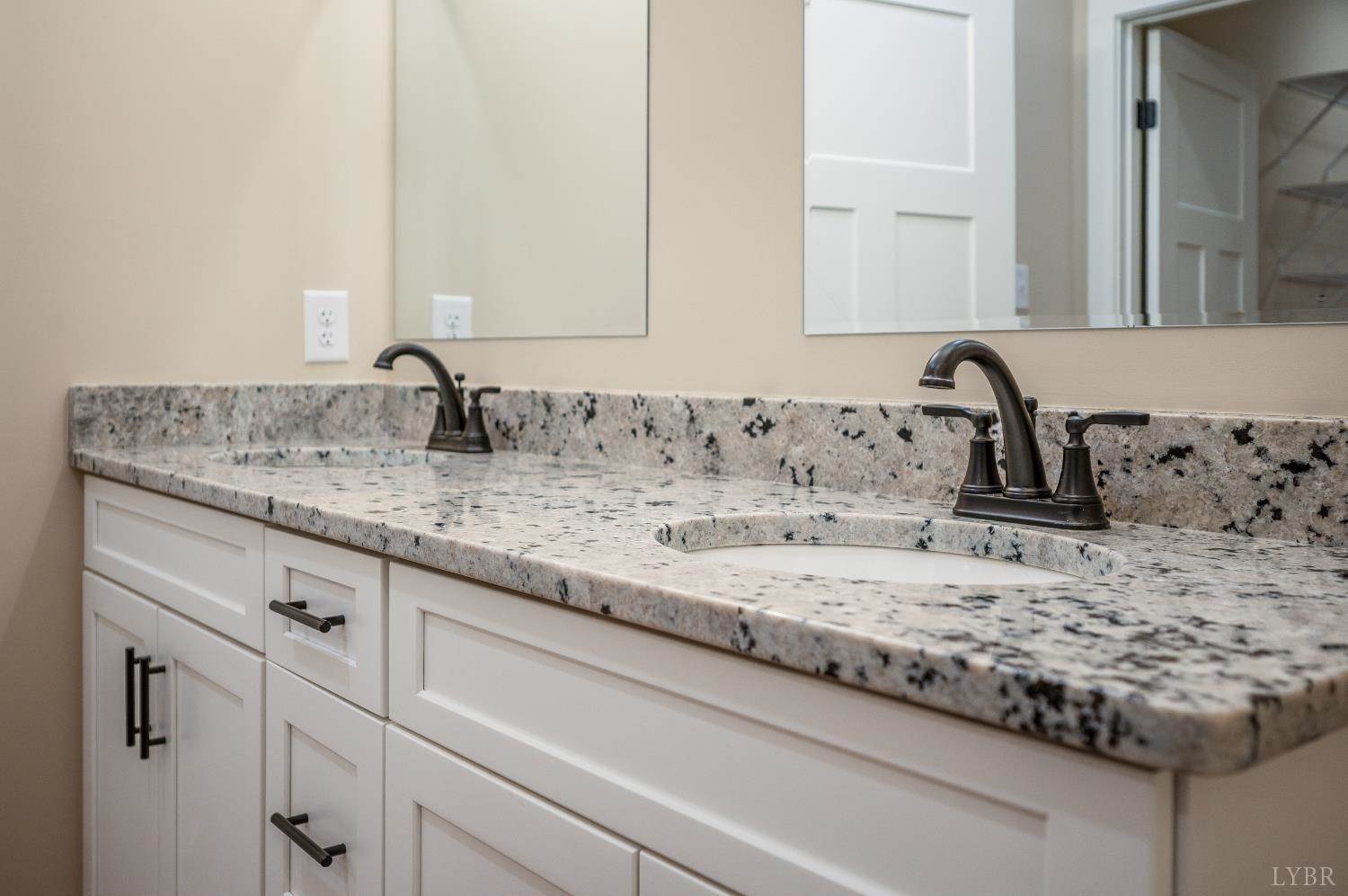 1094 Skinnell Mill Road, Bedford, VA 24523