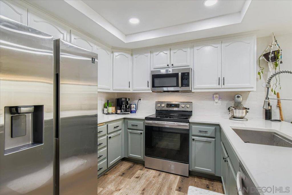 5364 Caminito Velasquez, San Diego, CA 92124