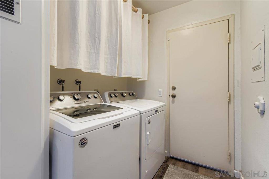 5364 Caminito Velasquez, San Diego, CA 92124