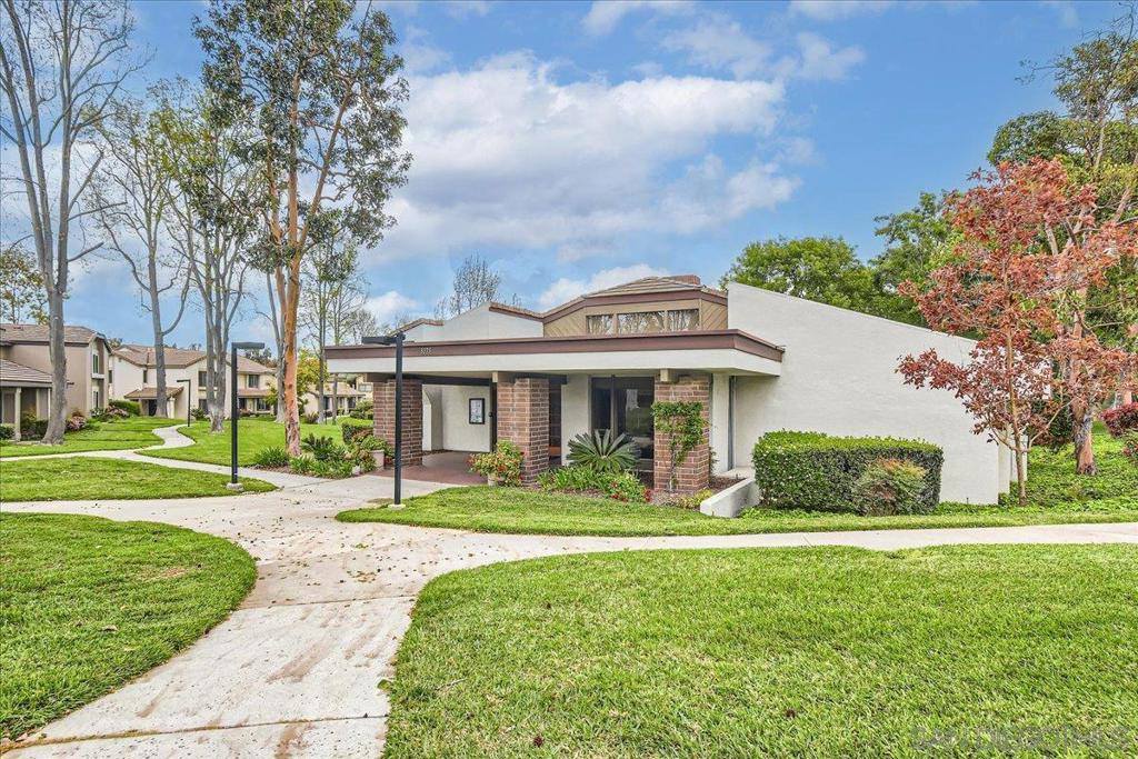 5364 Caminito Velasquez, San Diego, CA 92124