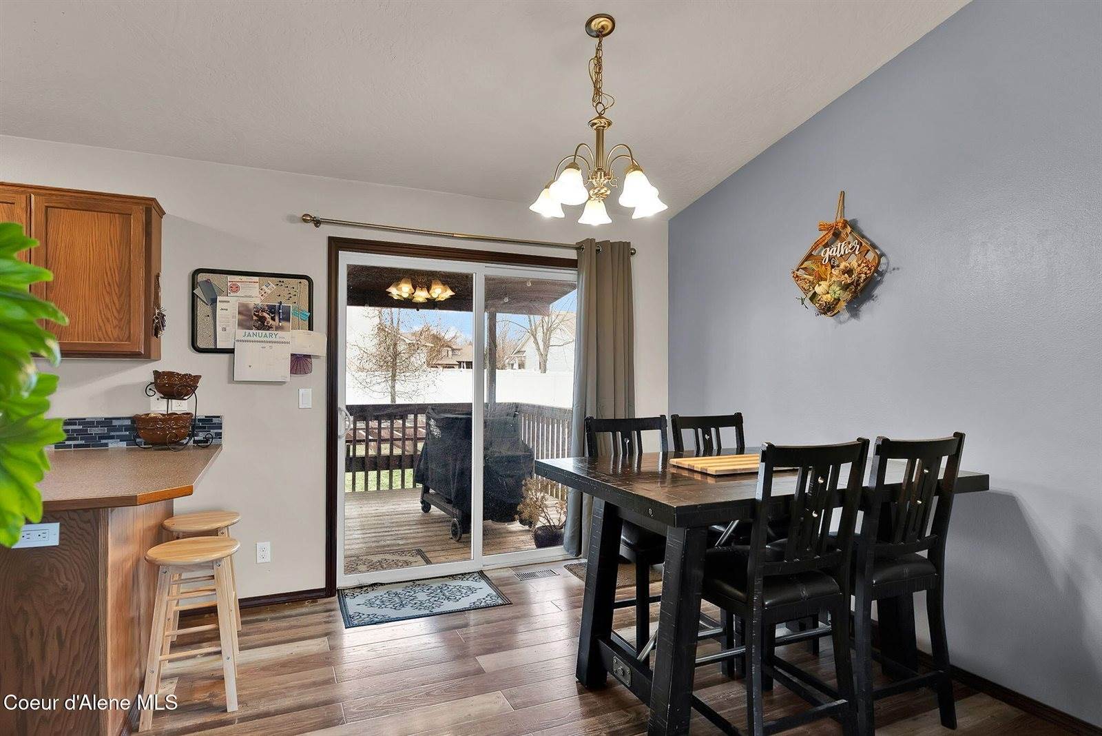 2118 North Teanaway Dr, Post Falls, ID 83854