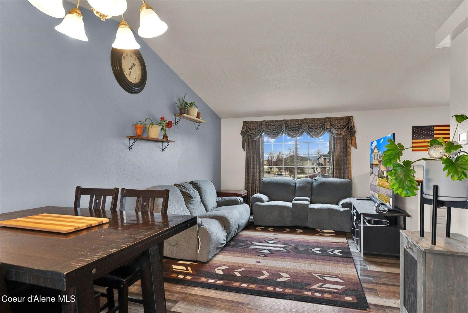 2118 North Teanaway Dr, Post Falls, ID 83854