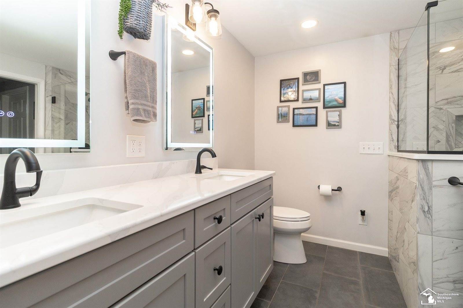 485 W Vienna Road, Temperance, MI 48182