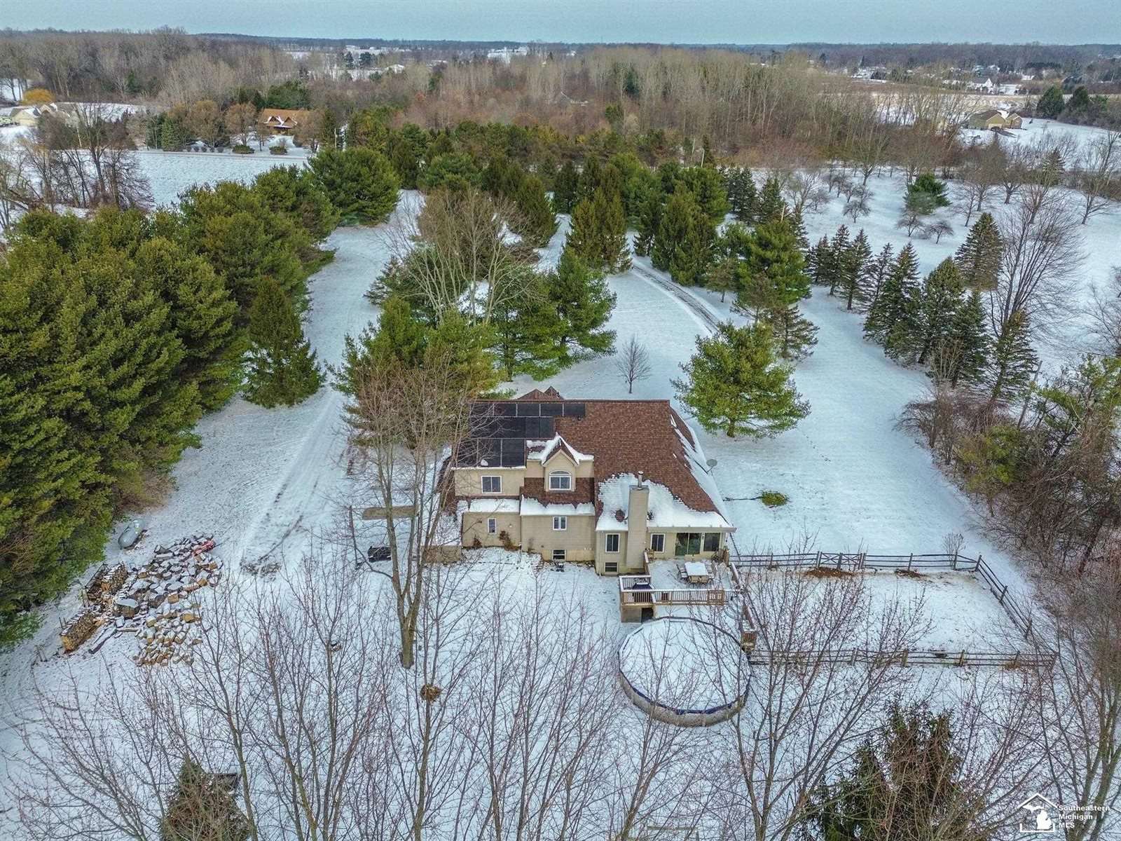 485 W Vienna Road, Temperance, MI 48182