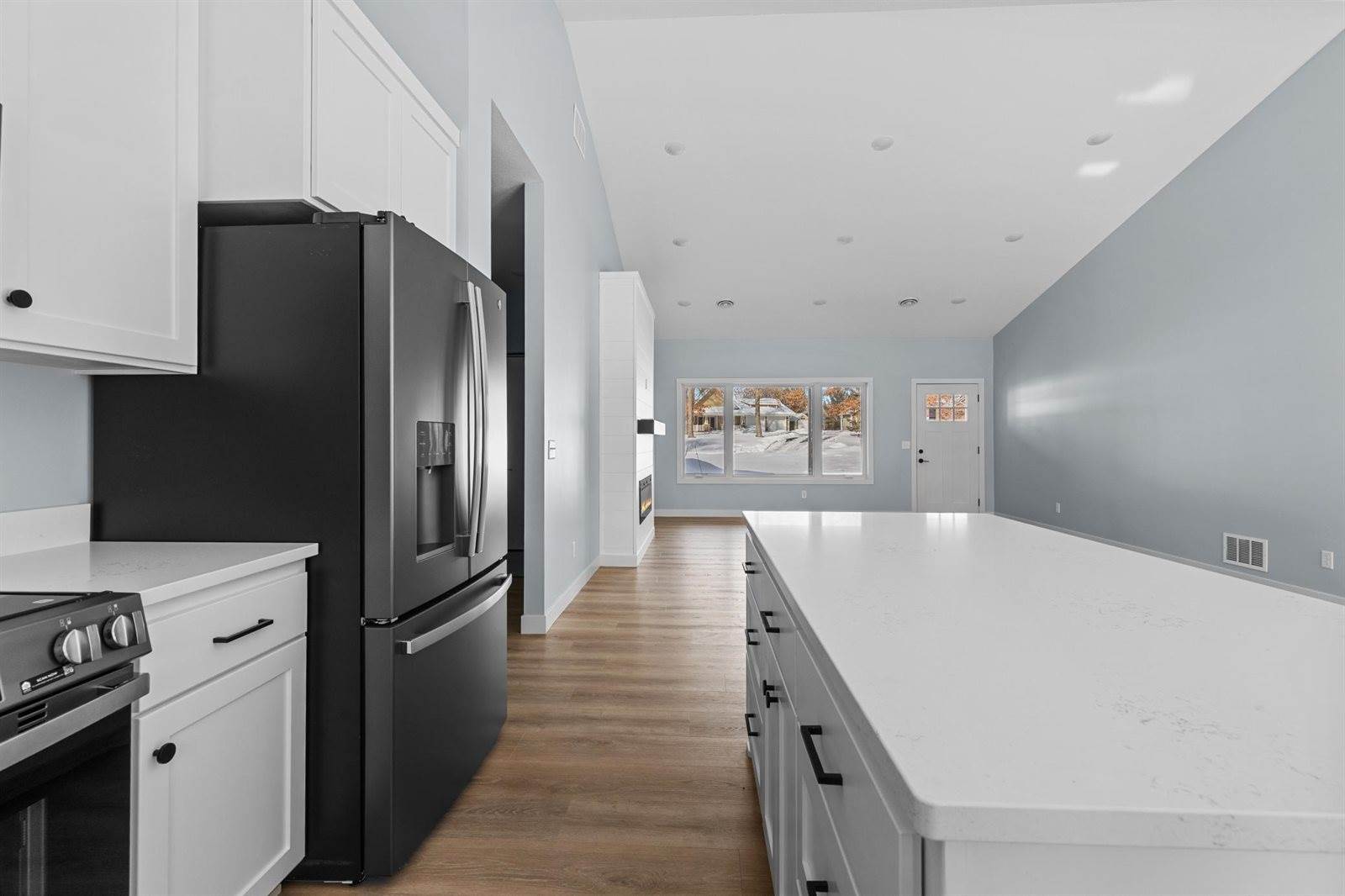 15828 Old Stonebridge Trail, Brainerd, MN 56401