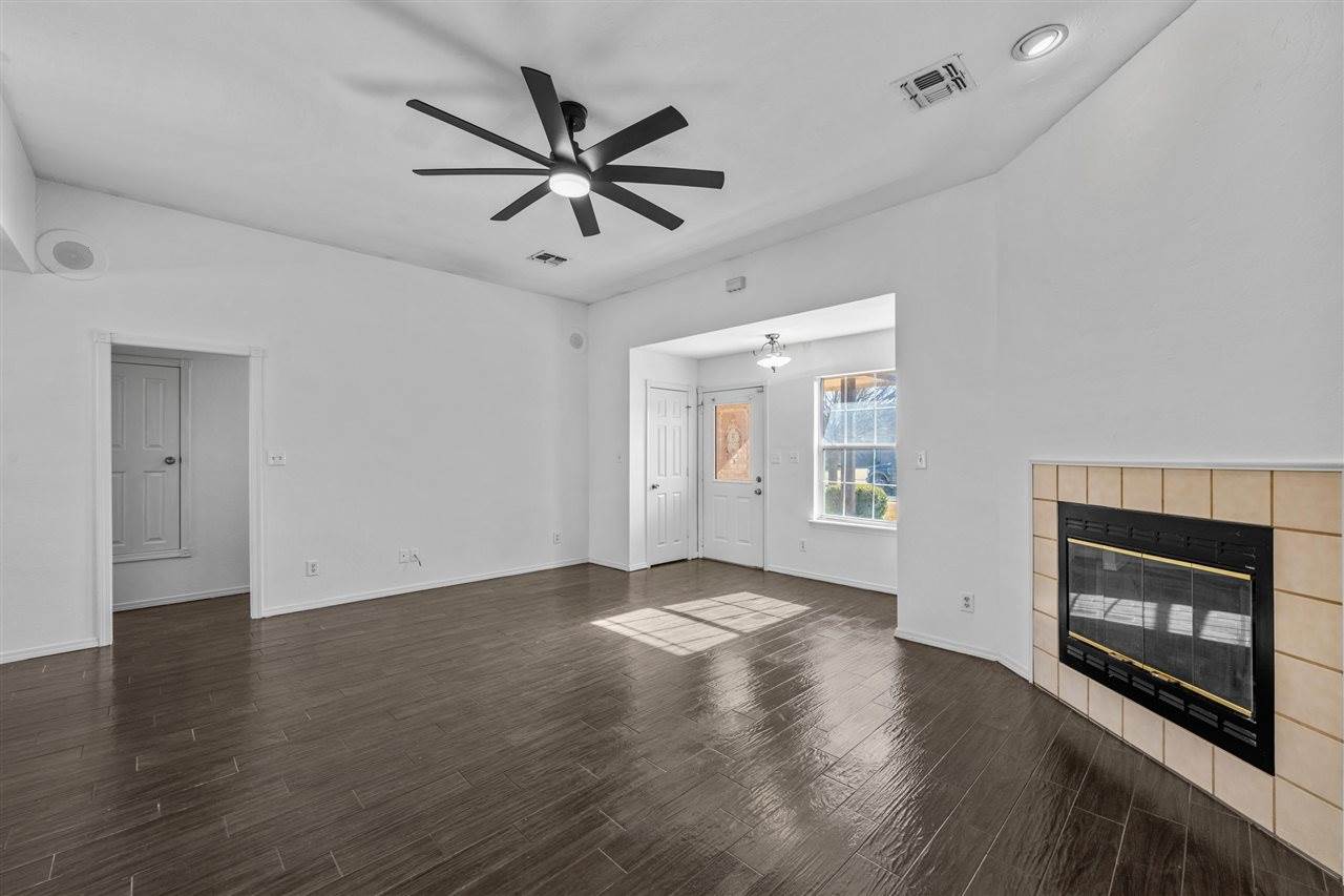 4503 SW Wendy Dr, Lawton, OK 73503