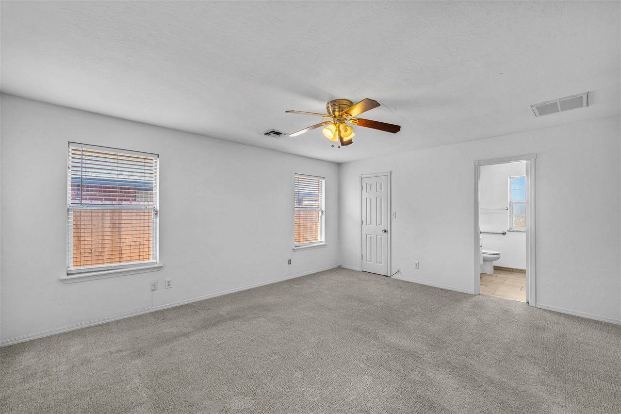 4503 SW Wendy Dr, Lawton, OK 73503