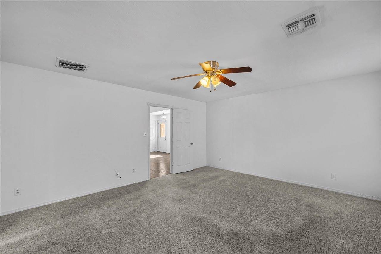 4503 SW Wendy Dr, Lawton, OK 73503