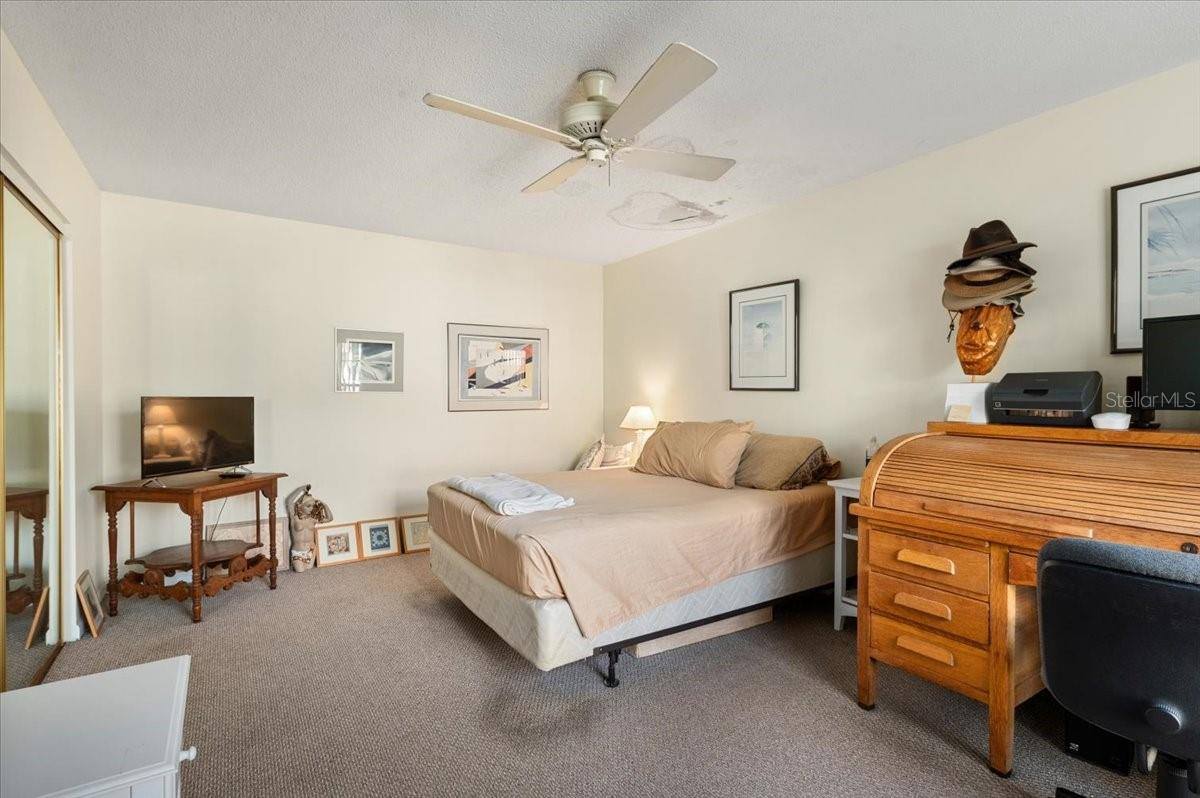 5905 La Vista Lane, Bradenton, FL 34210