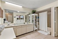 5905 La Vista Lane, Bradenton, FL 34210