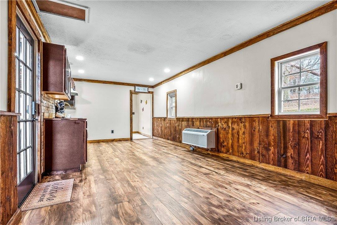 4665 South Mount Zion Church Road, Pekin, IN 47165