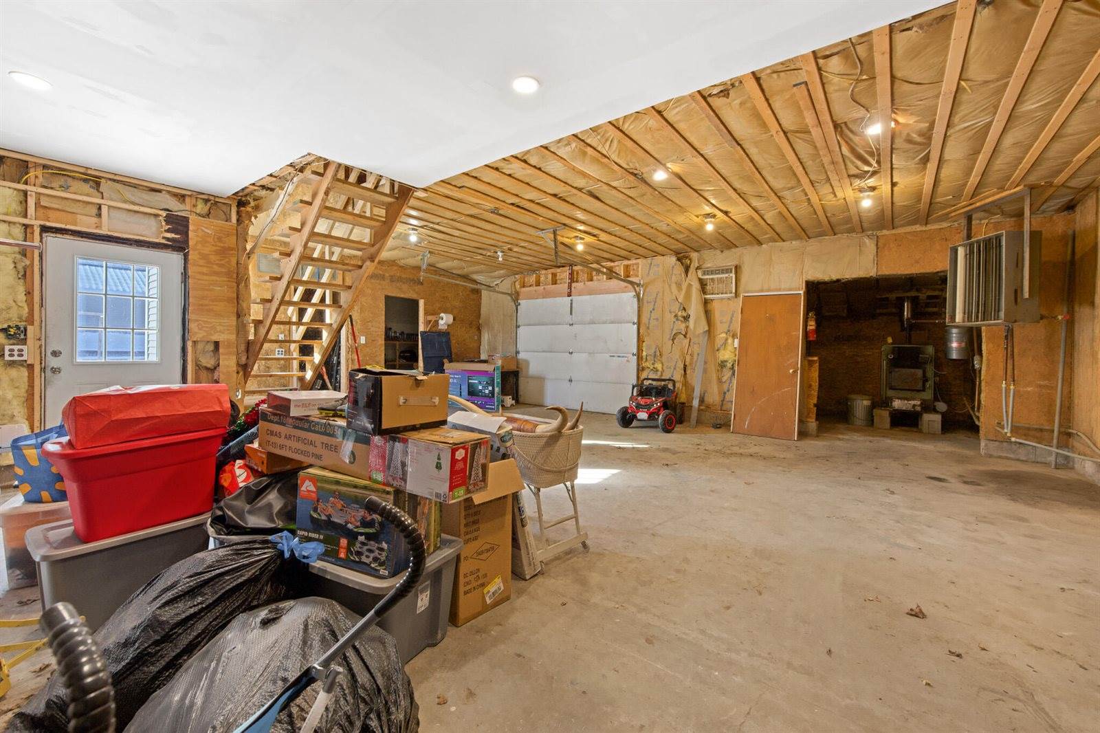 22 Grove Street, Newport, ME 04953