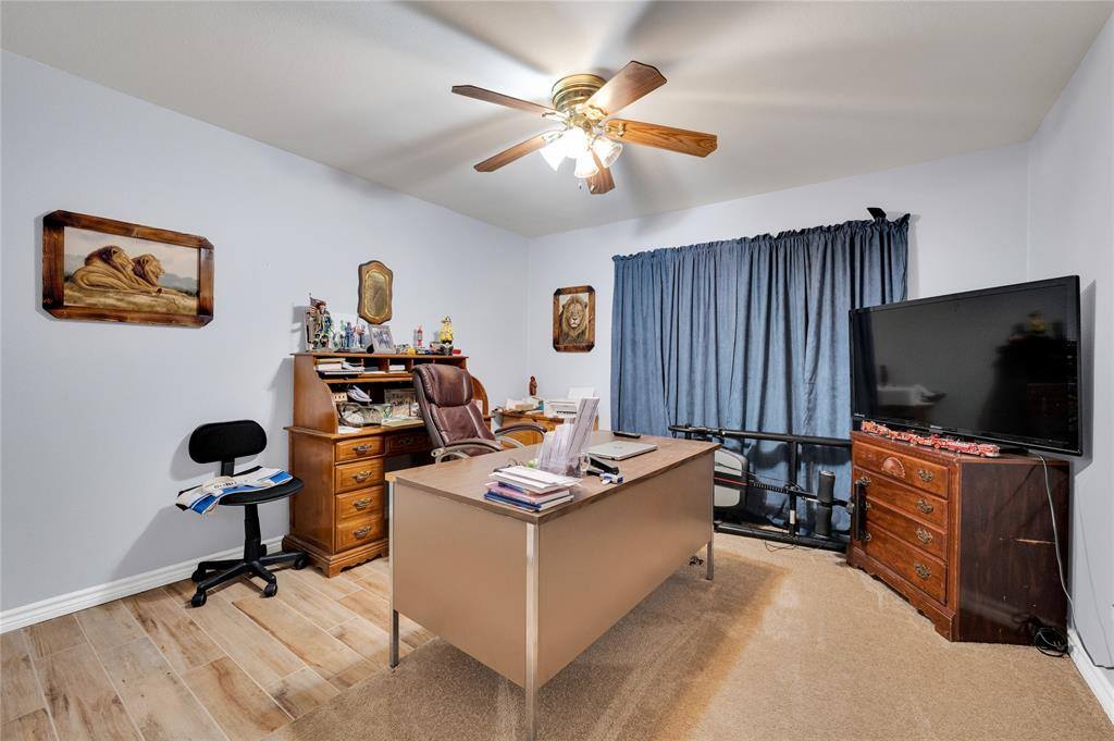 839 Walker Creek Road, Ennis, TX 75119