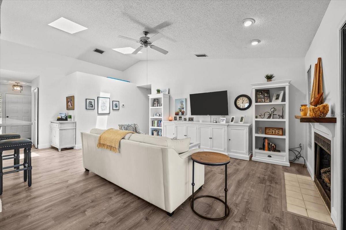 110 Parkside Colony Drive, Tarpon Springs, FL 34689