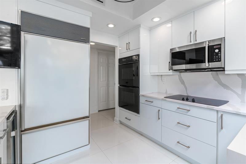 411 N New River Dr E 2205, #2205, Fort Lauderdale, FL 33301