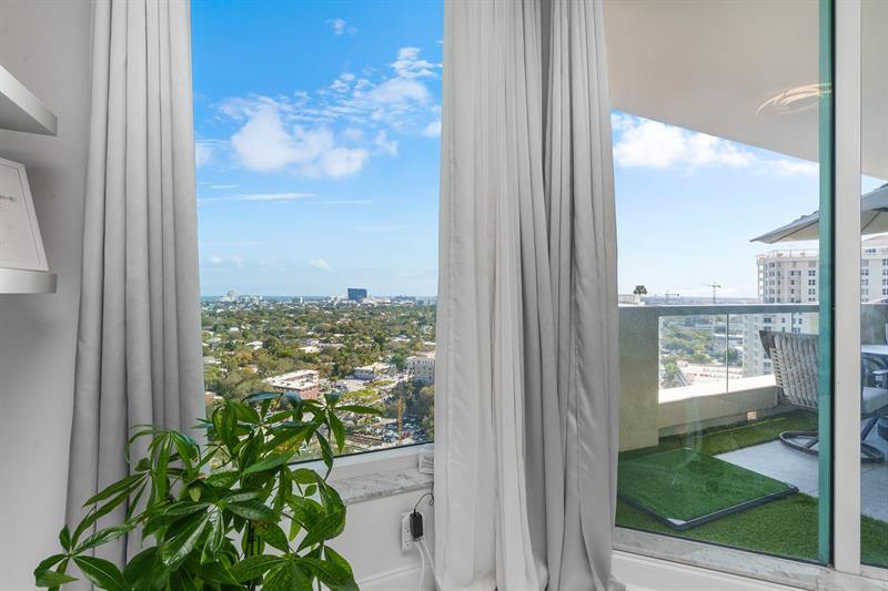 411 N New River Dr E 2205, #2205, Fort Lauderdale, FL 33301