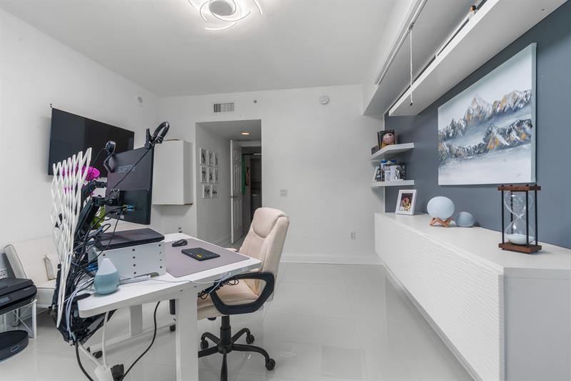 411 N New River Dr E 2205, #2205, Fort Lauderdale, FL 33301