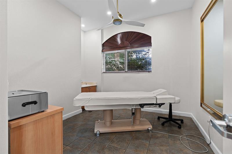 411 N New River Dr E 2205, #2205, Fort Lauderdale, FL 33301