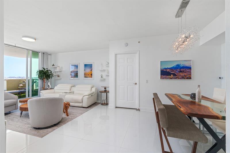 411 N New River Dr E 2205, #2205, Fort Lauderdale, FL 33301