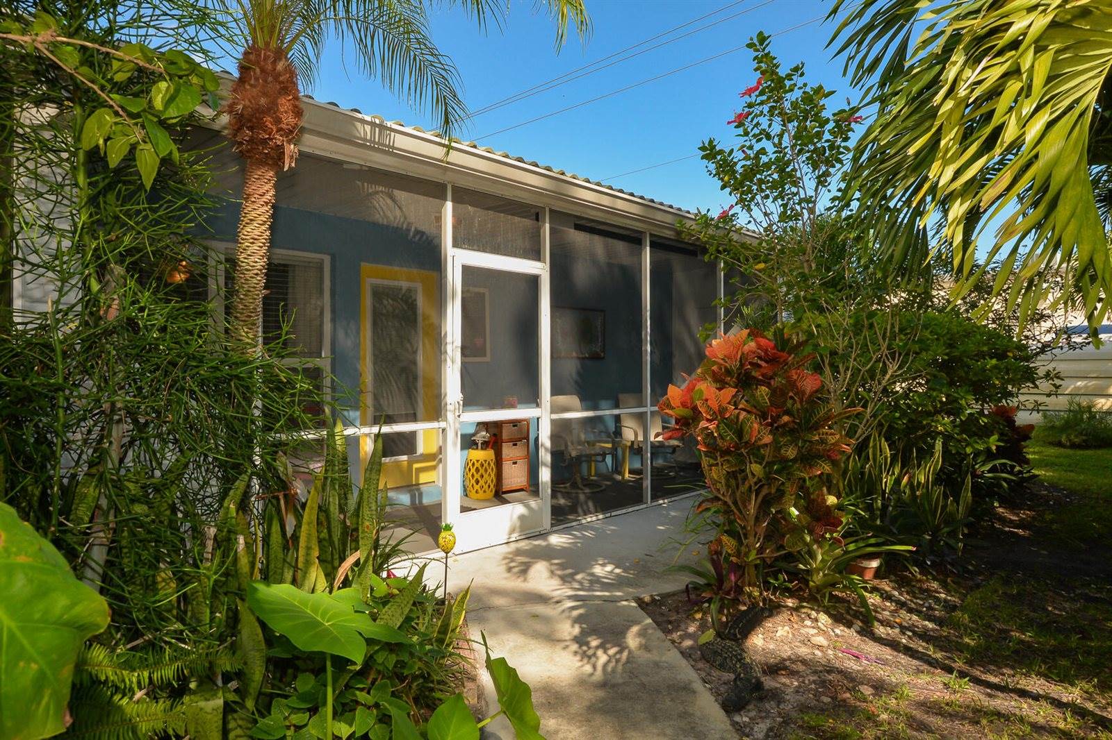 2123 SE Wayne Road, Stuart, FL 34994