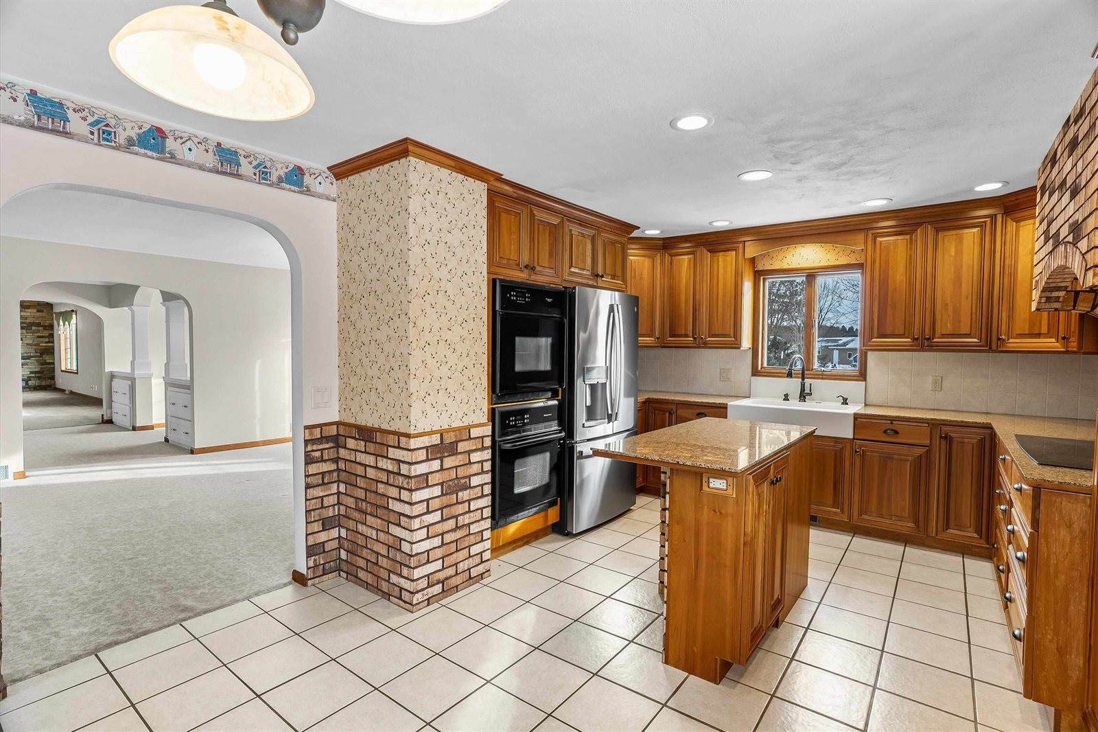 2909 W Mann Street, Marshfield, WI 54449