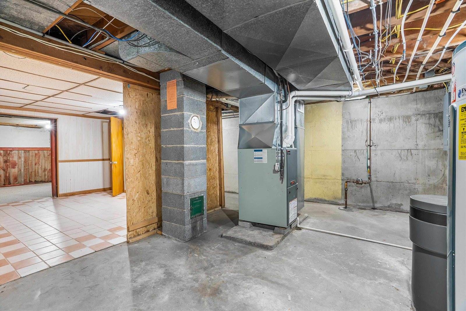 2909 W Mann Street, Marshfield, WI 54449