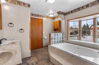 2909 W Mann Street, Marshfield, WI 54449
