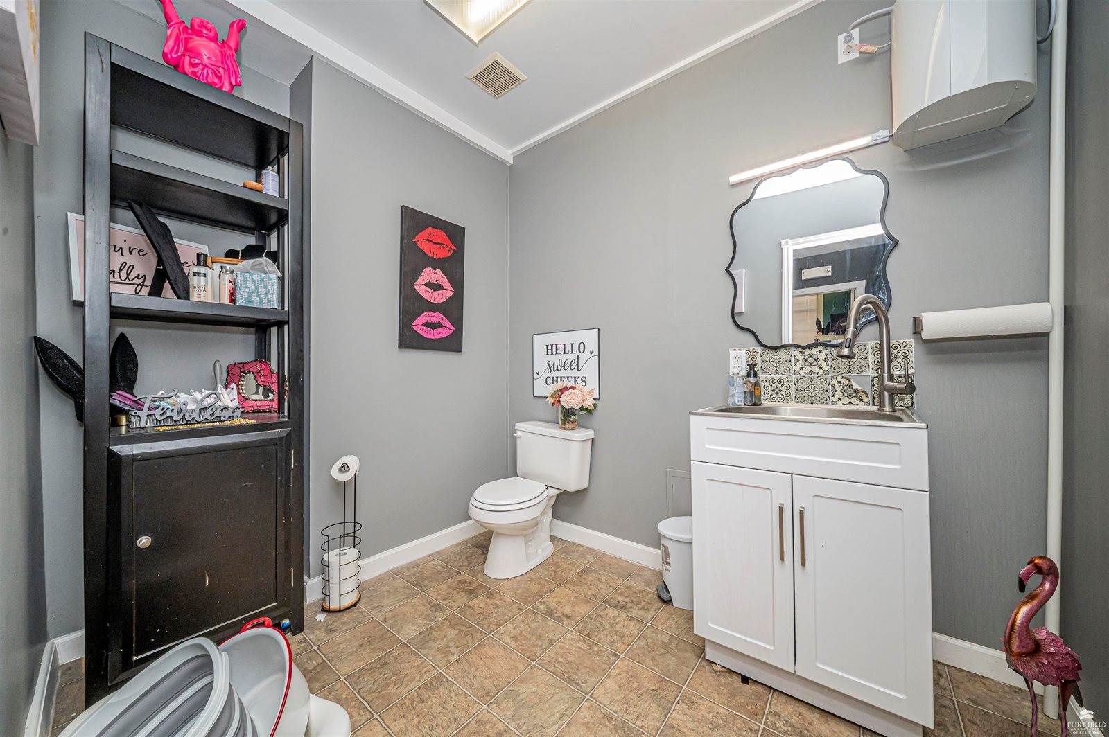 818 North Washington Street, Junction City, KS 66441