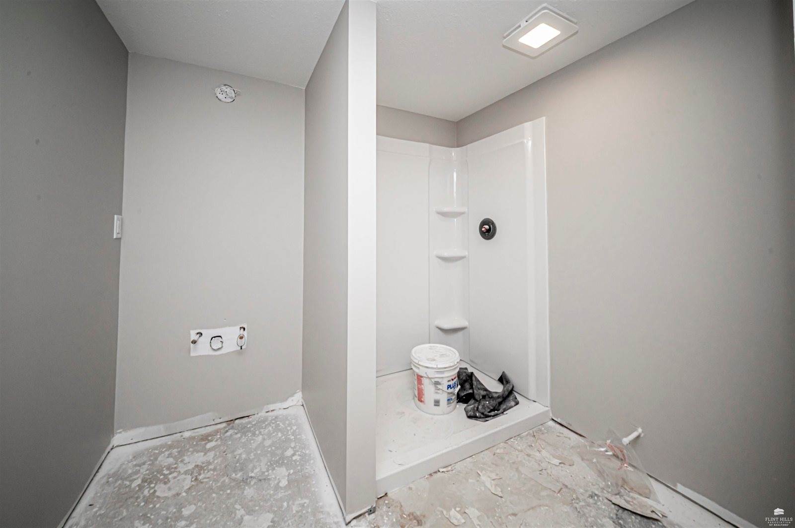 1406 Bel Air Drive, Junction City, KS 66441